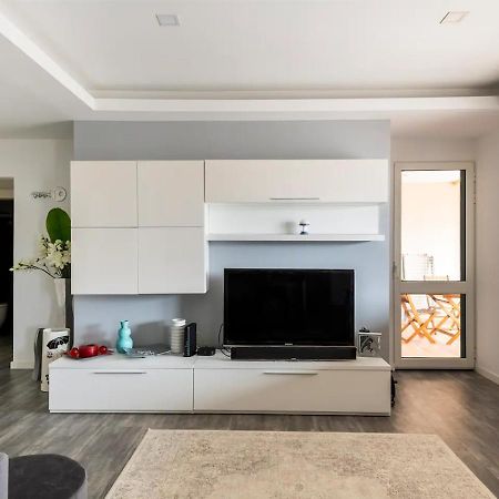 Lovely 1-Bedroom Apartment With Parking Ocean View 푼샬 외부 사진