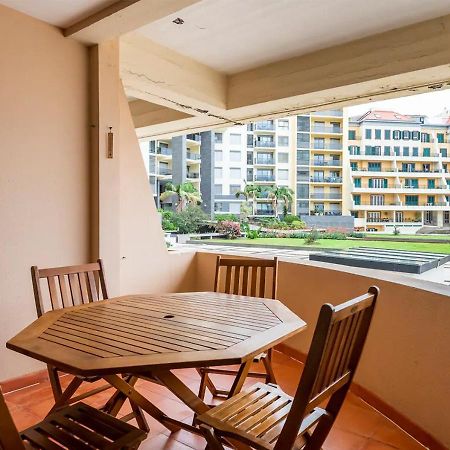 Lovely 1-Bedroom Apartment With Parking Ocean View 푼샬 외부 사진